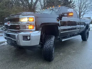 2017 Chevrolet Silverado 3500HD LTZ