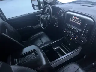 2017 Chevrolet Silverado 3500HD LTZ