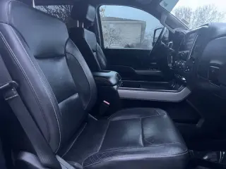 2017 Chevrolet Silverado 3500HD LTZ