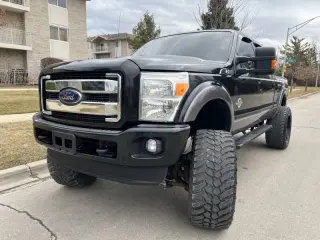 2012 Ford F-250 Super Duty Lariat