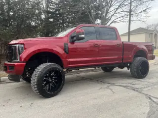 2019 Ford F-250 Super Duty Lariat