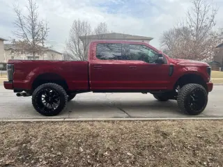 2019 Ford F-250 Super Duty Lariat