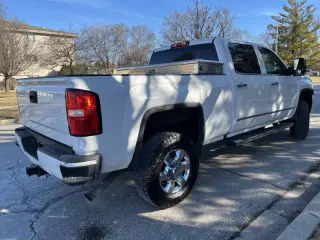 2019 GMC Sierra 3500HD Denali