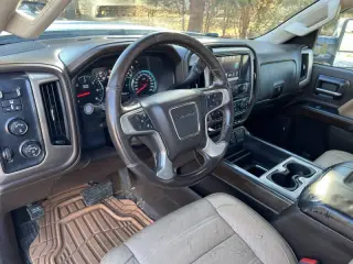 2019 GMC Sierra 3500HD Denali