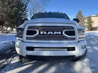 2018 RAM 3500 Laramie