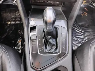 2019 Volkswagen Tiguan SEL R-Line