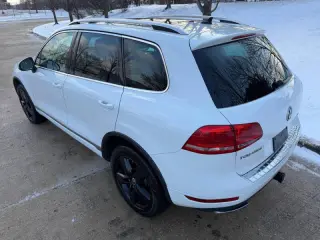 2013 Volkswagen Touareg TDI Sport