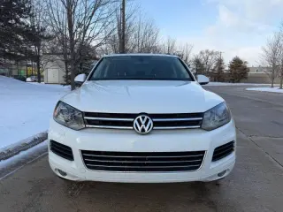 2013 Volkswagen Touareg TDI Sport