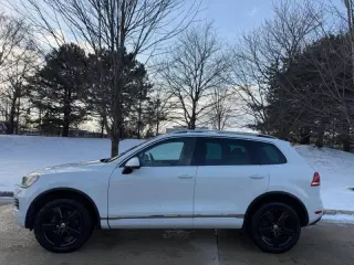2013 Volkswagen Touareg TDI Sport