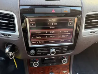 2013 Volkswagen Touareg TDI Sport