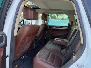 2013 Volkswagen Touareg TDI Sport