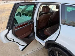2013 Volkswagen Touareg TDI Sport