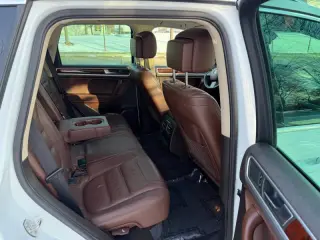 2013 Volkswagen Touareg TDI Sport