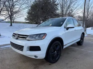 2013 Volkswagen Touareg TDI Sport