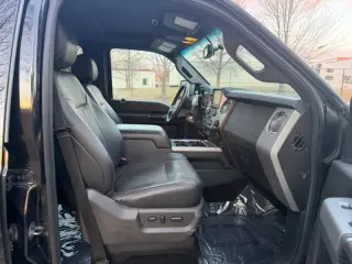 2014 Ford F-350 Super Duty Lariat