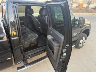 2014 Ford F-350 Super Duty Lariat