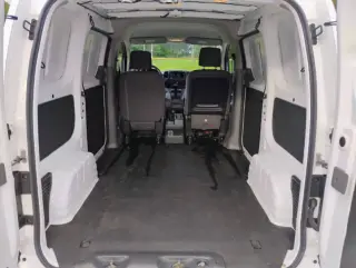 2021 Nissan NV200 S
