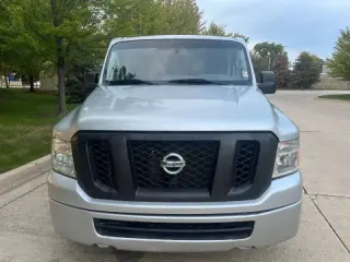 2019 Nissan NV 3500 HD S