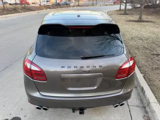 2011 Porsche Cayenne S