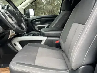 2020 Nissan Titan XD SV