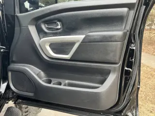 2020 Nissan Titan XD SV