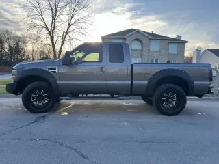 2010 Ford F-250 Super Duty XLT
