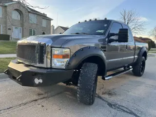 2010 Ford F-250 Super Duty XLT