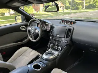 2009 Nissan 370Z Touring