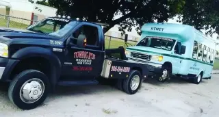 Gruas 24 hr -Towing R'Us Miami