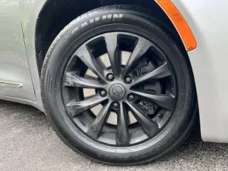 2017 Chrysler Pacifica Touring Plus