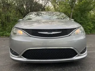 2017 Chrysler Pacifica Touring Plus