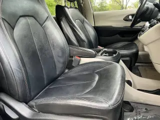 2017 Chrysler Pacifica Touring Plus