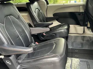 2017 Chrysler Pacifica Touring Plus