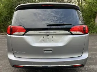 2017 Chrysler Pacifica Touring Plus