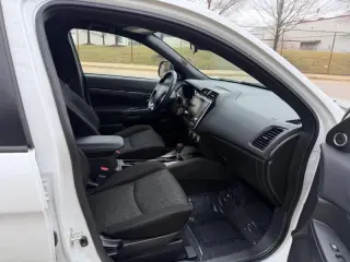 2020 Mitsubishi Outlander Sport ES
