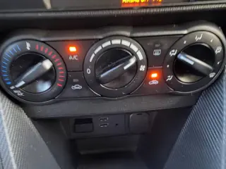 2019 Toyota Yaris L