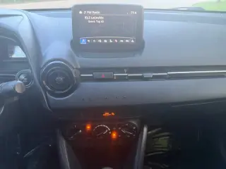 2019 Toyota Yaris L