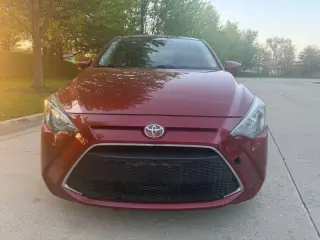 2019 Toyota Yaris L