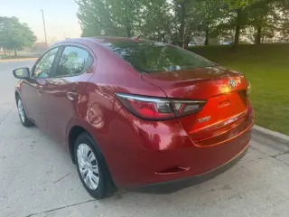 2019 Toyota Yaris L