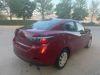 2019 Toyota Yaris L