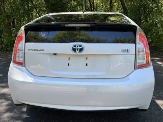2015 Toyota Prius Three