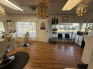 RENTA O COMISION COSMETOLOGA
