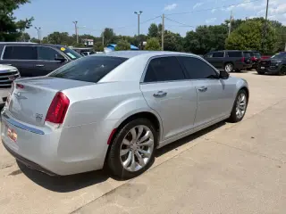 2020 Chrysler 300 Limited