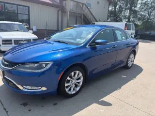 2016 Chrysler 200 C