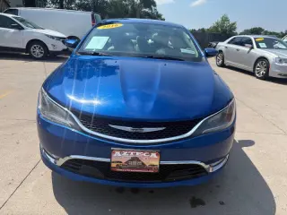 2016 Chrysler 200 C