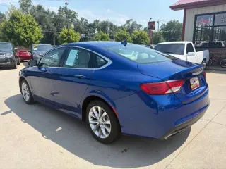 2016 Chrysler 200 C