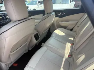 2016 Chrysler 200 C