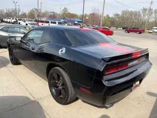 2014 Dodge Challenger SXT Plus