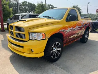 2004 Dodge Ram 1500 ST