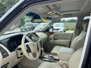 2011 Infiniti QX56